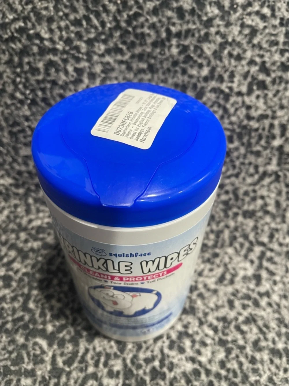 Pet Wrinkle Wipes - Blue & White Canister